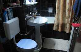 3 camere, decomandat, 68 mp, boxa la subsol, zona strazii Mehedinti!