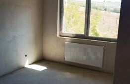 Casa duplex la intrare in Dezmir