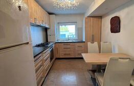 Apartament 3 camere, decomandat, 103 mp, parcare, zona Vivo!