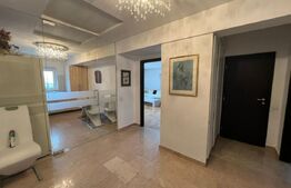 Apartament 3 camere, decomandat, 103 mp, parcare, zona Vivo!
