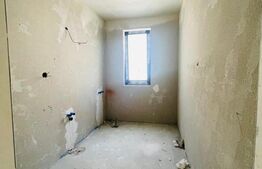 Case cuplate de vanzare pozitionate intr-un ansamblu armonios ! 