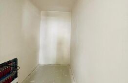 Case cuplate de vanzare pozitionate intr-un ansamblu armonios ! 