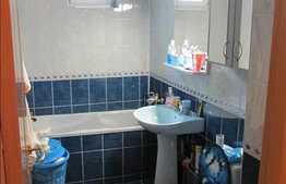 2 camere, 48 mp, etaj intermediar, zona strazii Unirii!