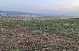 Teren  cu priveliste spre tot Clujul la cel mai bun pret