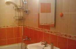 Apartament cu 2 camere, 50 mp, decomandat, mobilat modern, zona strazii Tulcea