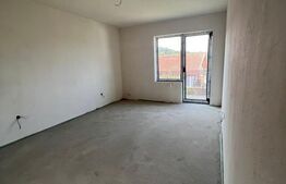 Casa tip duplex, ansamblu privat, zona Europa