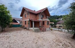 Casa de vacanta in zona turistica 