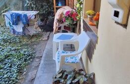 Casa cu 2 camere cu curte comuna, zona Piata Mihai Viteazu