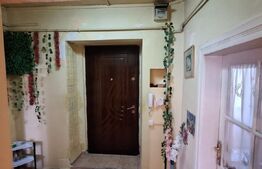 Casa cu 2 camere cu curte comuna, zona Piata Mihai Viteazu