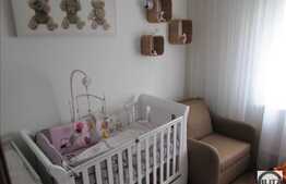 Vanzare apartament 4 camere, 80 mp, ultrafinisat , zona Aleea Padin