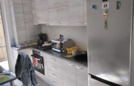 Apartament 2 camere, 56mp, decomandat, parcare, zona Florilor