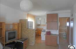 De vanzare 1 camera, 40 mp, balcon de 11 mp, zona Somesului! Cu parcare!