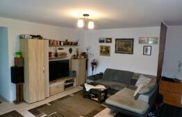 Apartament, 3 camere, Sesul de Sus, parcare inclusa in pret