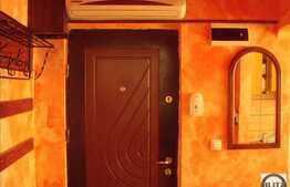 De vanzare apartament cu 2 camere, 50 mp, parcare, zona Iulius Mall