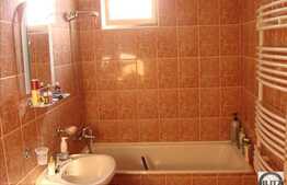 De vanzare apartament cu 2 camere, 50 mp, parcare, zona Iulius Mall