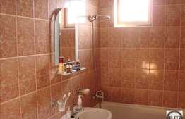 De vanzare apartament cu 2 camere, 50 mp, parcare, zona Iulius Mall