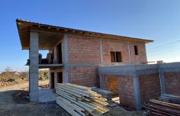 Casa individuala, 170 mp utili, garaj, 770 mp teren, Feleacu