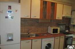 Inchiriere 2 camere, 50 mp, 3 balcoane inchise, decomandat, zona Eroilor!