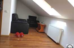 Vanzare mansarda cu 2 camere, 47.27 mp utili, zona strazii Florilor!
