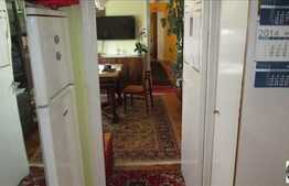 3 camere, 68.5 mp, boxa la subsol, in zona C-tin Brancusi! Orientare sudica!