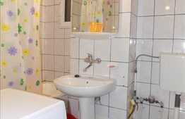 Apartament cu 2 camere, 60 mp, decomandat, parcare, zona strazii Nicolae Titulescu