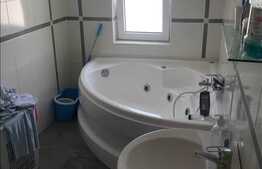 De vanzare apartament 2 camere, 40 mp, terasa, zona strazii Calea Turzii