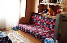 De vanzare apartament 4 camere, 80 mp, decomandat,zona strazii Nicolae Titulescu