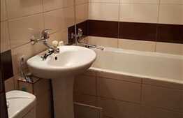 De vanzare apartament 4 camere, 80 mp, decomandat,zona strazii Nicolae Titulescu