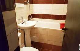 De vanzare apartament 4 camere, 80 mp, decomandat,zona strazii Nicolae Titulescu