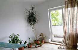 De vanzare apartament 4 camere, 80 mp, decomandat,zona strazii Nicolae Titulescu