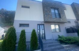 Casa cuplata de vanzare, 113 mp, 240 teren, aproape de Vivo ! 