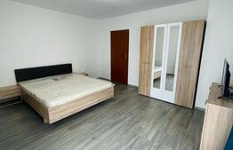 Apartament 2 camere, decomandat, 56mp, etaj intermediar, parcare, zona Florilor 
