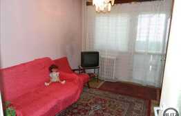 Vanzare apartament 3 camere, 68 mp, zona Bulevardului 21 Decembrie 1989
