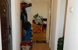 Vanzare apartament 3 camere, 68 mp, zona Bulevardului 21 Decembrie 1989