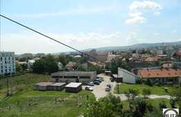 Apartament de vanzare cu 3 camere, 78 mp, decomandat, zona Piata Cipariu