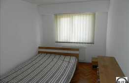 Apartament de vanzare cu 3 camere, 78 mp, decomandat, zona Piata Cipariu