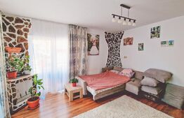 Apartament cu 2 dormitoare, 54mp, intermediar, parcare, zona Stejarului