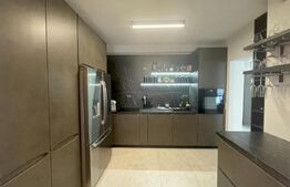 Triplex premium de vanzare , 120 mp, mobilat, totul nou, zona Tauti 