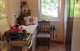 Vanzare apartament 3 camere, 64 mp, decomandat, zona Casa Piratilor