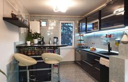 De vanzare apartament 4 camere (cartier Tractorul) 