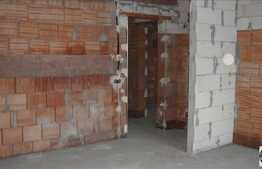 Vanzare apartament 2 camere, 46 mp, semifininsat, zona strazii Valea Garbaului