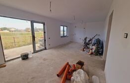 Casa parter, 4 camere, 91mp utili, Stupini