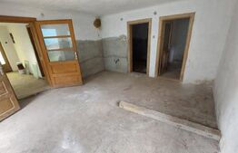 Casă individuală, 1943 mp teren, Suceagu