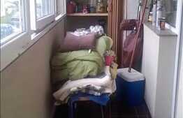 Apartament cu 2 camere, 48 mp, balcon inchis, zona Sesul de Sus!