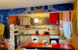 Apartament 4 camere pe 2 nivele, Sub Cetate cu parcare