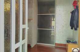 De vanzare apartament 2 camere, 80 mp, terasa, garaj, zona semicentrala!