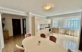 Apartament 3 camere, 55 mp, etaj intermediar, parcare, zona Eroilor