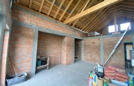 Casa in constructie, in Sanpetru, posibilitate extindere