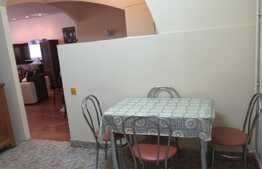 De vanzare apartament 2 camere, 80 mp, boxa subsol, zona strazii Horea