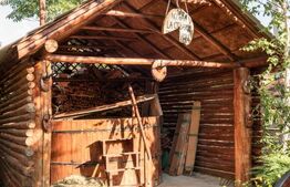 Casă idividuala si curte generoasa, Dâmbu Rotund 